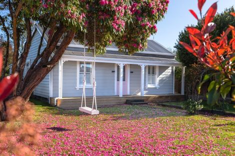 Photo of property in 234 Main Street, Greytown, 5712