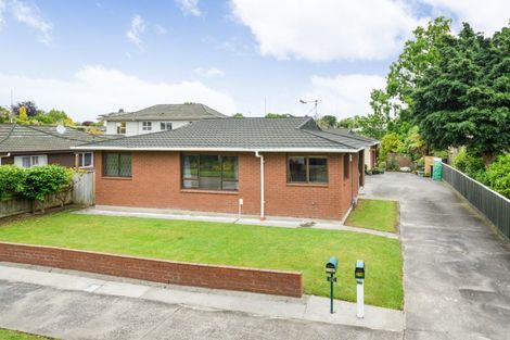 Photo of property in 29 Redwood Grove, Hokowhitu, Palmerston North, 4410