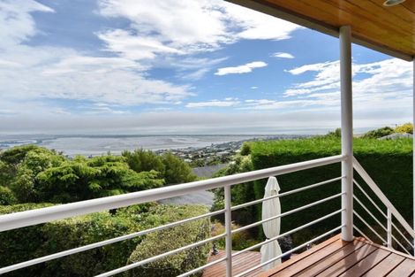 Photo of property in 2/11 Belleview Terrace, Mount Pleasant, Christchurch, 8081