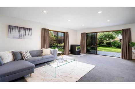 Photo of property in 51 Westgrove Avenue, Avonhead, Christchurch, 8042