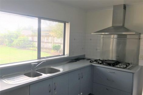 Photo of property in 18 Donegal Park Drive, Flat Bush, Auckland, 2019