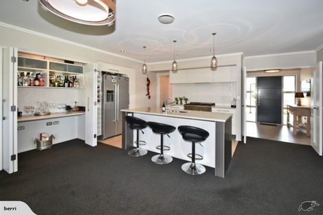 Photo of property in 5 Gosling Crescent, Halswell, Christchurch, 8025
