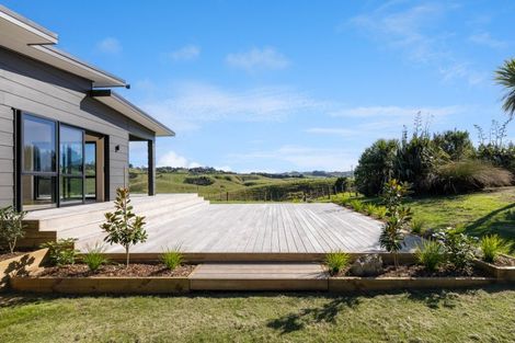 Photo of property in 571 Pakiri Road, Leigh, 0985