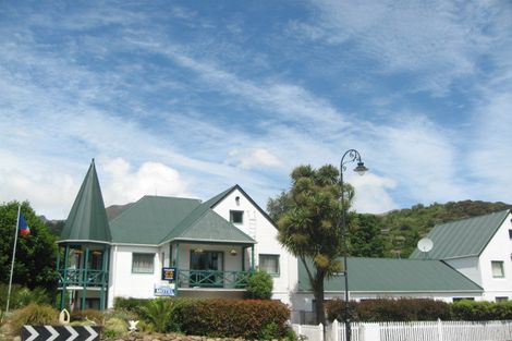 Photo of property in 8/1 Rue Lavaud, Akaroa, 7520