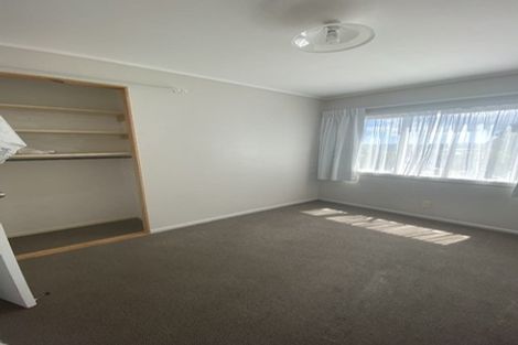 Photo of property in 15f1 Bloomsbury Grove, Newlands, Wellington, 6037