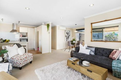 Photo of property in 56a Florence Avenue, Orewa, 0931