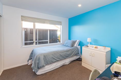 Photo of property in 4 Daniels Road, Redwood, Christchurch, 8051