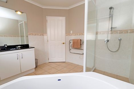 Photo of property in 5 Hoya Court, Henderson, Auckland, 0610