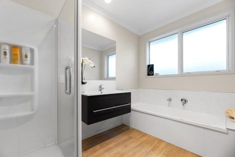 Photo of property in 18a Parkvale Road, Otumoetai, Tauranga, 3110