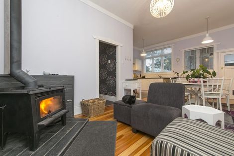 Photo of property in 12 Elliot Street, Riverhead, 0820