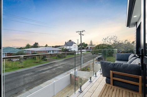 Photo of property in 15 Tomlinson Street, Hillpark, Auckland, 2102