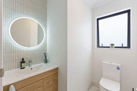 Photo of property in 27a Parata Street, Waikanae, 5036