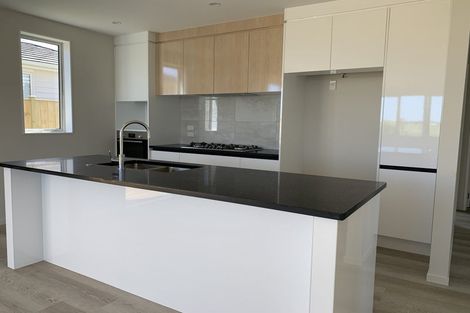 Photo of property in 2 Softwood Avenue, Takanini, 2110