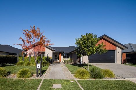 Photo of property in 54 Norfolk Drive, Cambridge, 3434