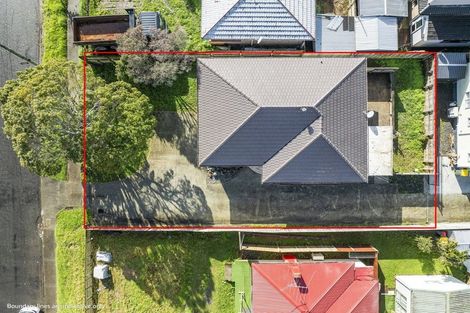 Photo of property in 32 Landon Avenue, Mangere East, Auckland, 2024