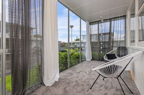 Photo of property in 10 Te Awe Awe Court, Hokowhitu, Palmerston North, 4410