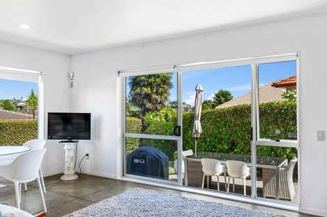 Photo of property in 21 Hendrika Court, Hobsonville, Auckland, 0618