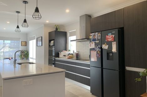 Photo of property in 18 Te Rito Road, Hobsonville, Auckland, 0616