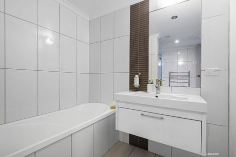 Photo of property in Bellagio Apartments, 7e/39 Taranaki Street, Te Aro, Wellington, 6011