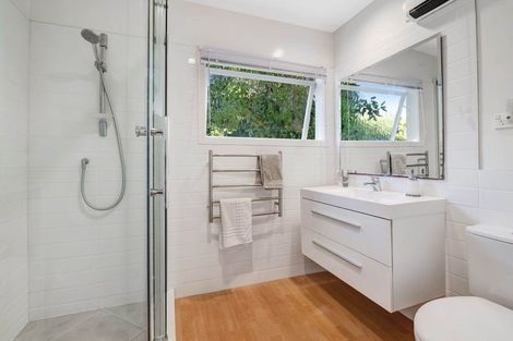 Photo of property in 11 Swann Beach Road, Stanmore Bay, Whangaparaoa, 0932