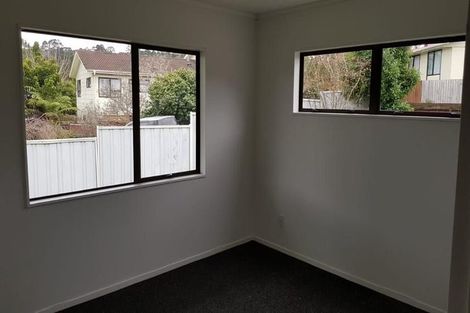 Photo of property in 20 Thistledew Place, Bayview, Auckland, 0629