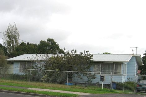 Photo of property in 158 Colwill Road, Massey, Auckland, 0614