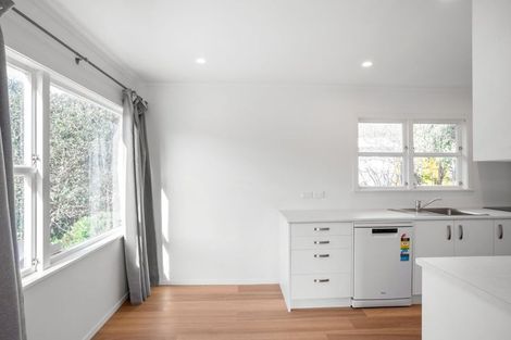 Photo of property in 20 Dale Road, Raumati South, Paraparaumu, 5032