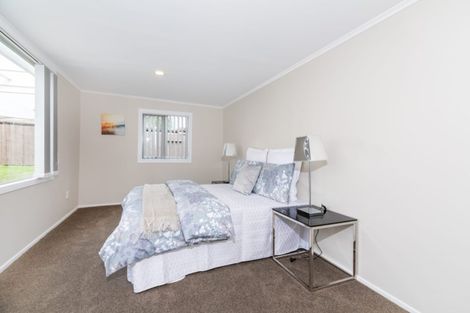 Photo of property in 10 Killington Crescent, Mangere, Auckland, 2022