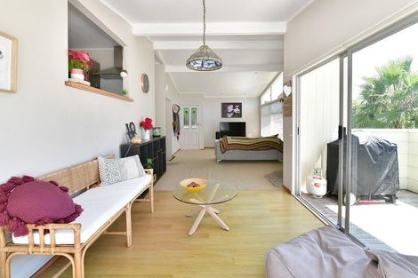 Photo of property in 68 Alexander Avenue, Torbay, Auckland, 0630