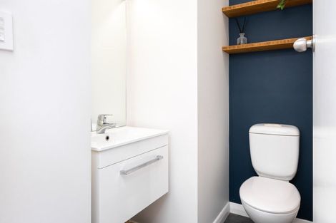 Photo of property in 117 Vigor Brown Street, Napier South, Napier, 4110