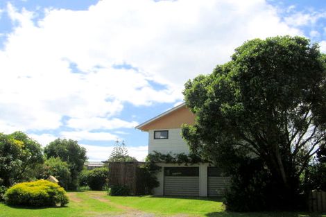 Photo of property in 13 Snell Crescent, Waihi Beach, 3611