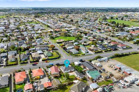 Photo of property in 17 Roberts Road, Hei Hei, Christchurch, 8042