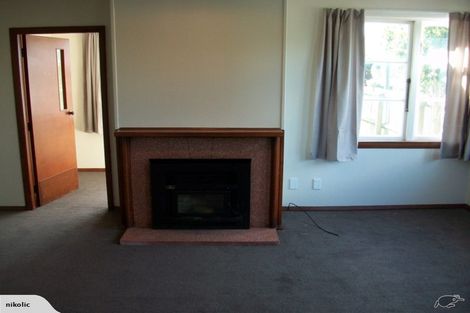 Photo of property in 6 Dickson Crescent, Hornby, Christchurch, 8042