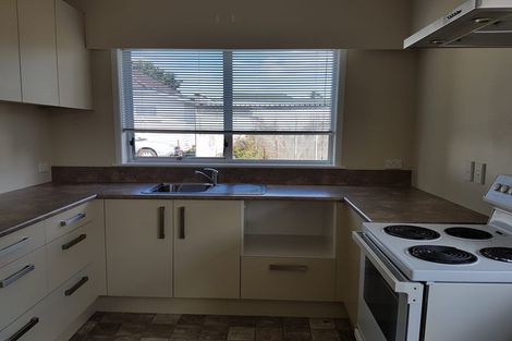 Photo of property in 2 Great South Road, Papakura, 2110