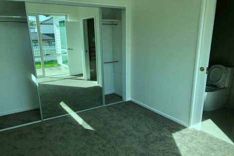 Photo of property in 2a Sherwood Avenue, Te Atatu South, Auckland, 0610