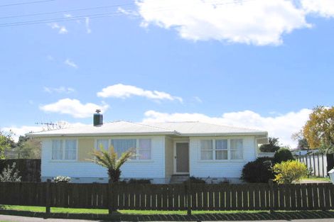 Photo of property in 15 Simkin Street, Taupo, 3330