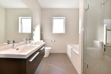 Photo of property in 33 Kaipuke Crescent, Gulf Harbour, Whangaparaoa, 0930