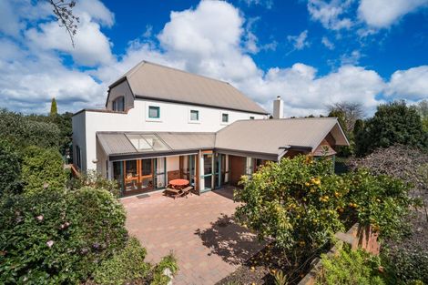 Photo of property in 3 Balcairn Place, Terrace End, Palmerston North, 4410