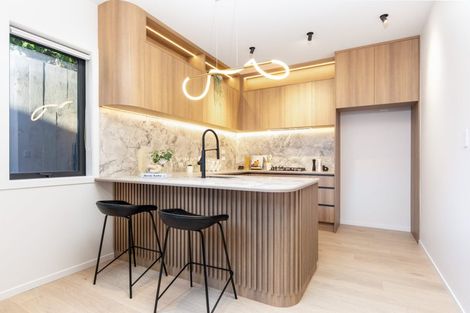 Photo of property in 4b Lyford Crescent, Sunnynook, Auckland, 0620