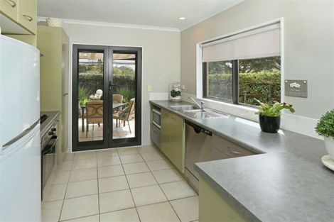 Photo of property in 34 Espalier Drive, Henderson, Auckland, 0612