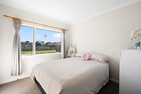 Photo of property in 27 Teatree Close, Huntington, Hamilton, 3210