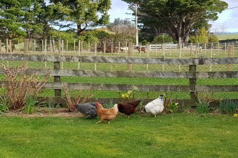 Photo of property in 350 Horokiwi Road, Horokiwi, Wellington, 5016