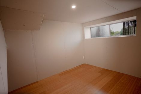 Photo of property in 2/15b Nandana Drive, Glen Eden, Auckland, 0602