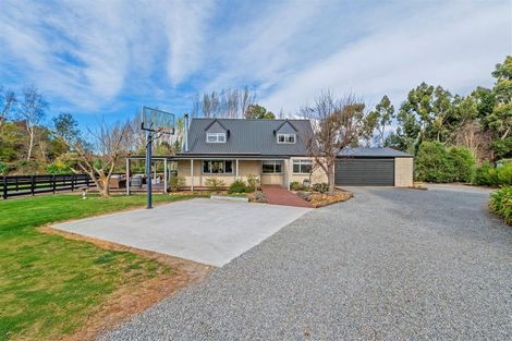 Photo of property in 64a Allin Drive, Waikuku Beach, 7402