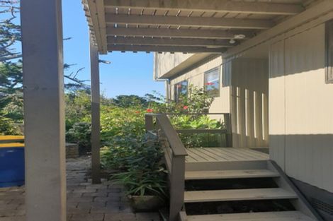 Photo of property in 38 Tree View Avenue, Glenfield, Auckland, 0629