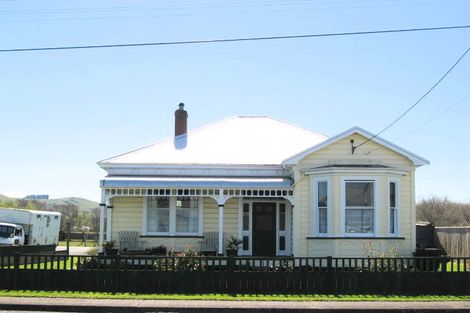 Photo of property in 10 Marlborough Street, Waipukurau, 4200