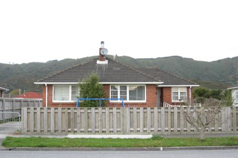 Photo of property in 40 Hewer Crescent, Naenae, Lower Hutt, 5011