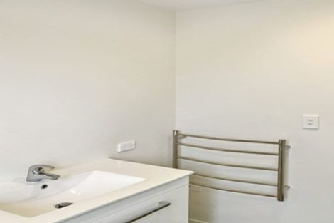 Photo of property in 70 Prado Drive, Pukekohe, 2120