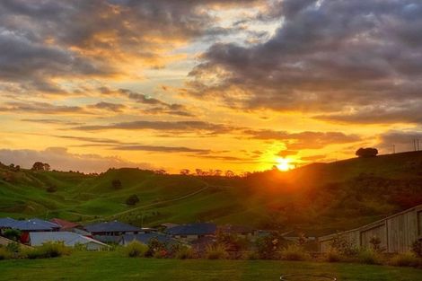 Photo of property in 11 Moira Close, Welcome Bay, Tauranga, 3175