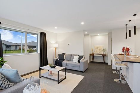 Photo of property in 34 Hilton Drive, Amberley, 7410